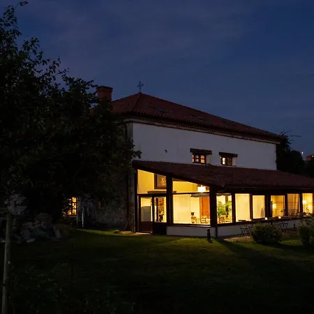 Casona De La Parra * San Miguel de Meruelo