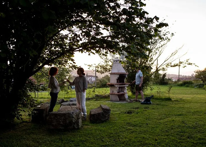 Casona De La Parra * San Miguel de Meruelo